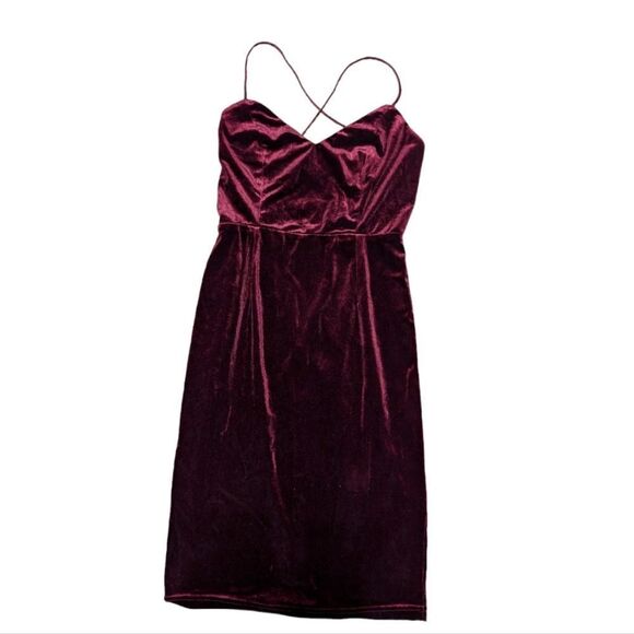 Lulu's Karmin Burgundy Velvet Lace-Up Bodycon Dress - Picture 2 of 4